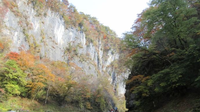 秋の猊鼻渓と厳美渓へ