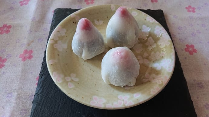 いちご大福とビオラ達