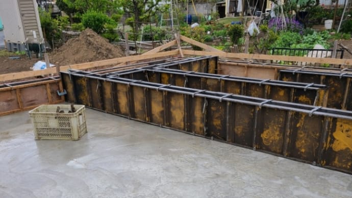 線路脇基礎工事