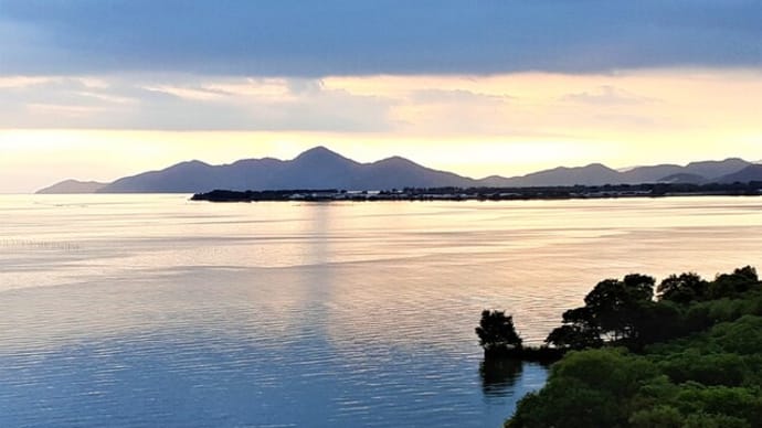水無月20日（火）妙な景色、長命寺山上空！