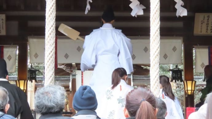 廣瀬大社の砂かけ祭 殿上の儀2