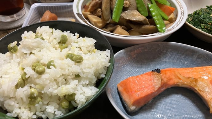 エンドウごはんに筑前煮
