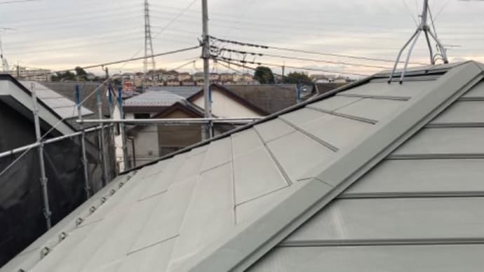 お久しぶりです、流山の現場の塗装が工事の工程です。