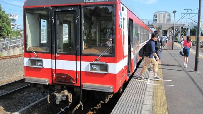 休日はローカル線で　気動車のエンジン音が子守唄