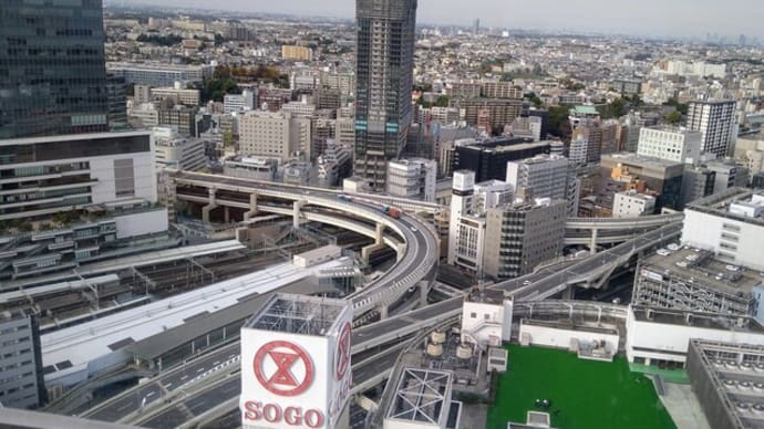 横浜スカイビル28階からの眺め