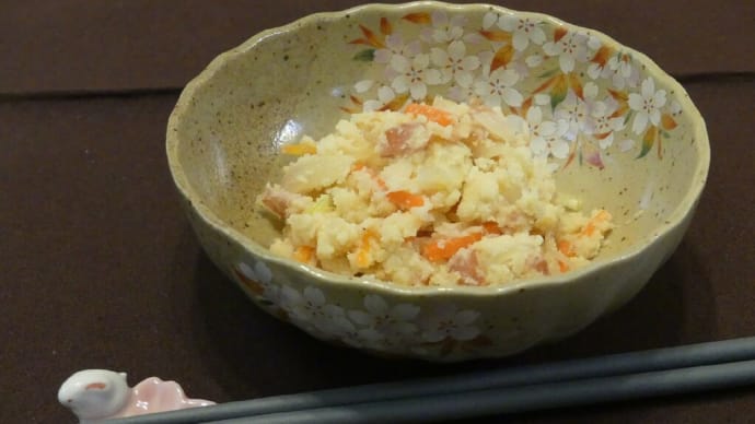 本日の一品(183)~おからとベーコンのコンソメ煮~