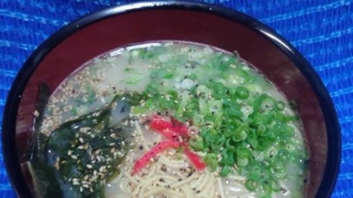 【07/23晩御飯】マルタイ/屋台とんこつ味、そして歯が歯がぁ~っ!><