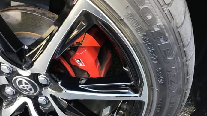 新しい車のスタッドレスは?