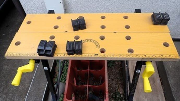 少しずつ「魔法の小枝でキーホルダー作り」の準備を