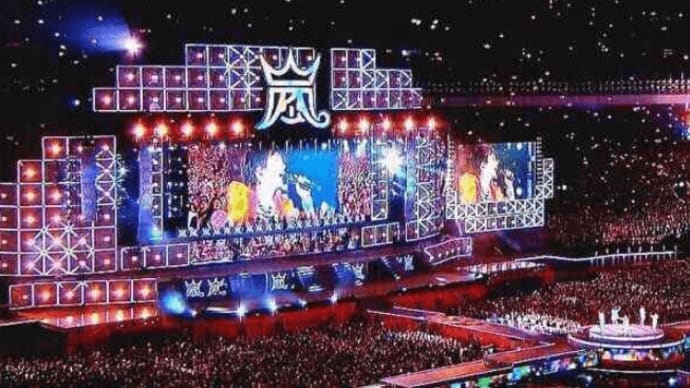 嵐が来たら雪降った