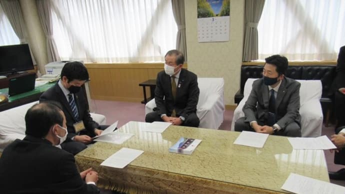 ひきこもり支援体制の構築について市長へ提言