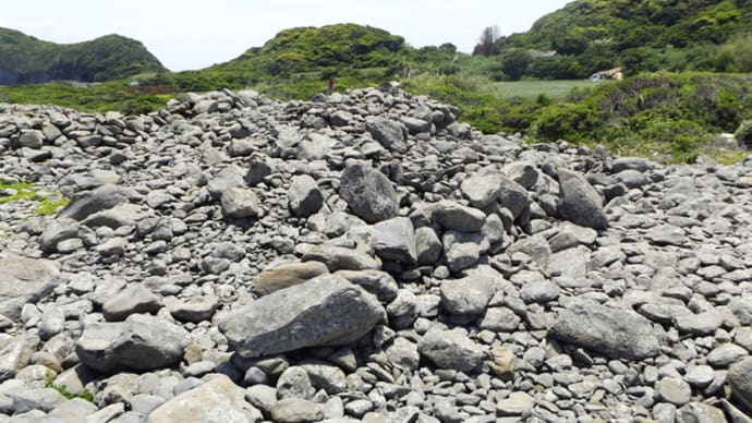 相島積石塚群