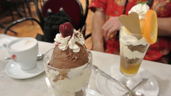 日本橋三越本店、 “ カフェ ウィーン ” へ行きました