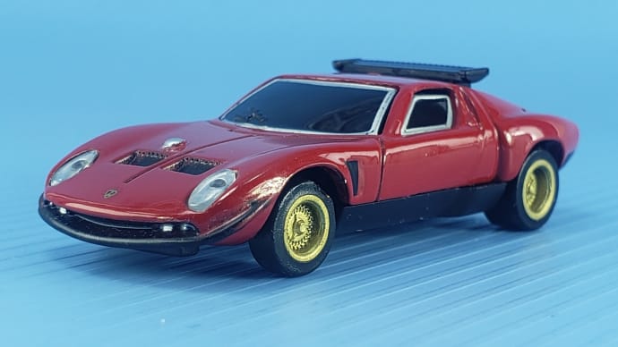 ランボルギーニ・イオタ SVR（レッド） Lamborghini Miura Jota SVR（オリジナル1971）（レプリカ1972～1975）