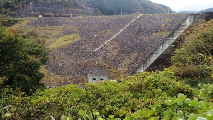 寺山ダム