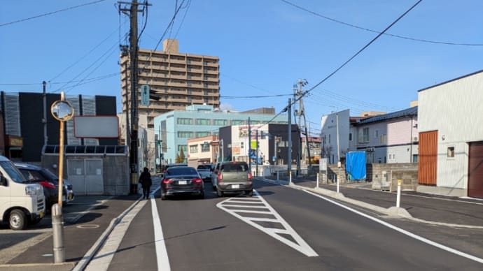 明田に右折レーン