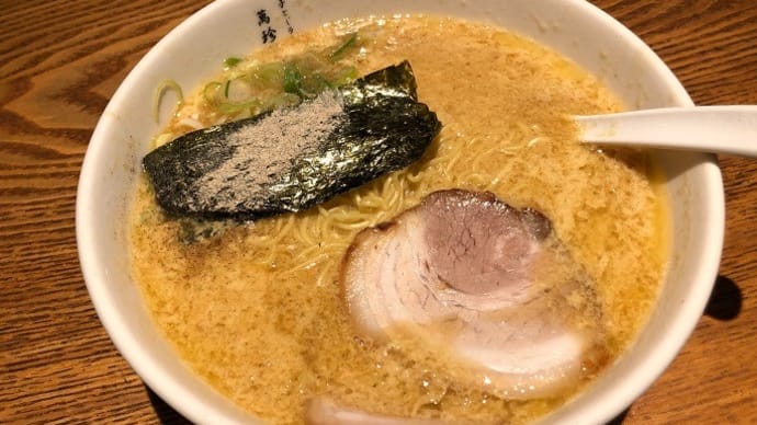 名古屋名物 玉子とじラーメン・担々麺 萬珍軒