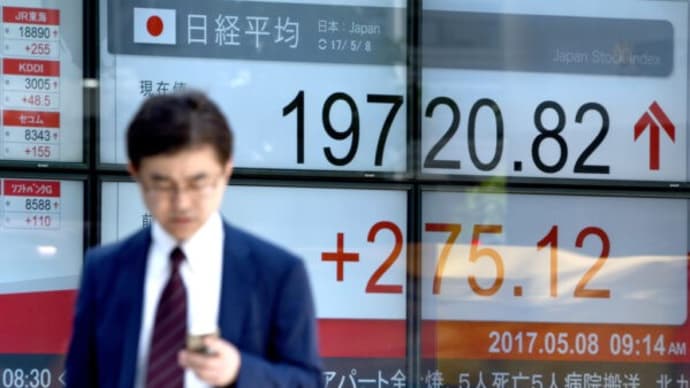 19%上昇で記録的年末迎える日本株 円安追い風に日経平均最高値更新