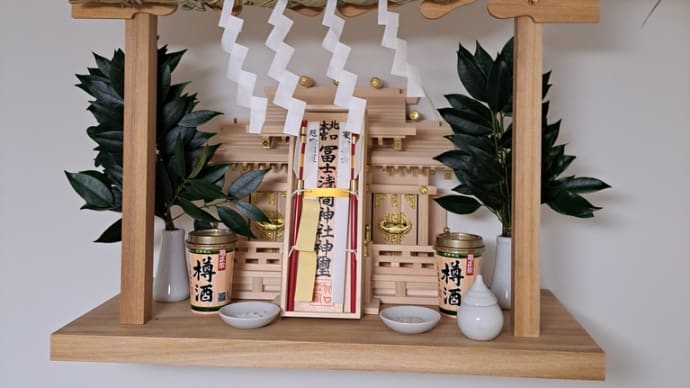 日本には、神社はなんと多いことだろうか?