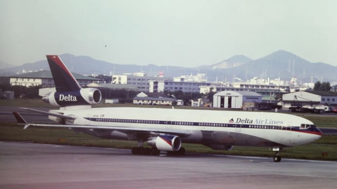 2000年9月 名古屋空港 デルタ航空 MD-11