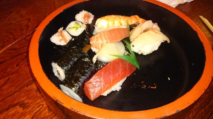 小田原の老舗寿司屋でランチ