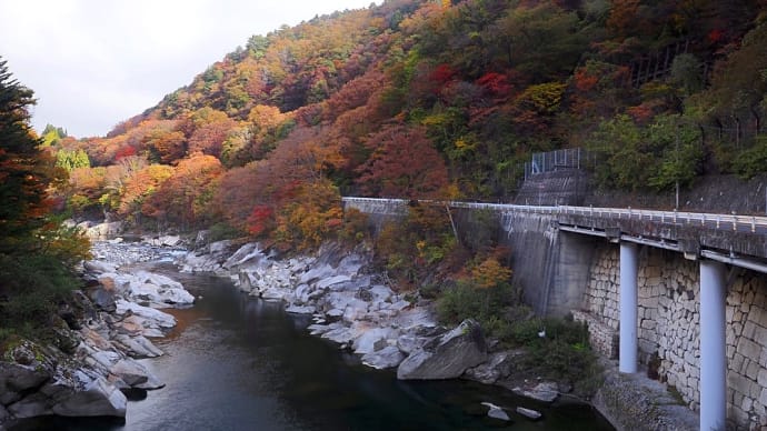 ★木曽谷の紅葉(木曽の桟)🍁 2023
