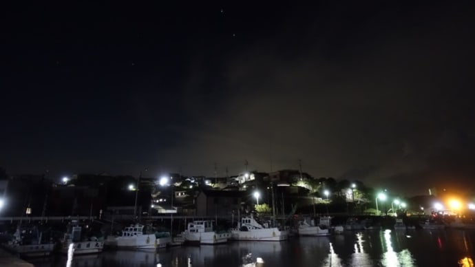 漁港の夜