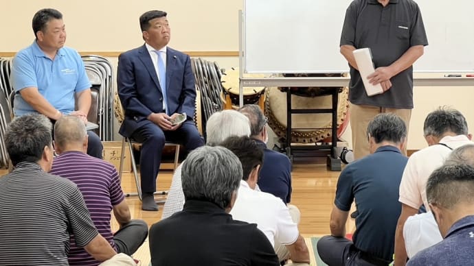 後援会の市政報告会に出席しました。