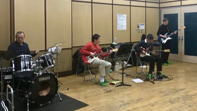 4/22（日）下北沢 "BREATH" ライブに向けて練習中で〜す！