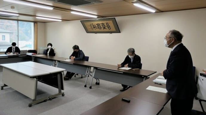 議会運営委員会&雲根集落周辺からの風景