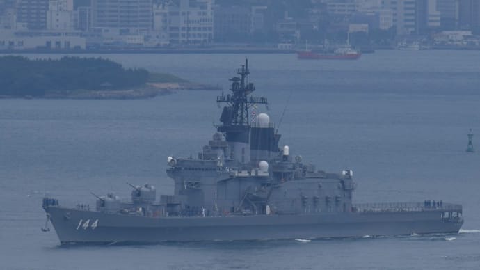 DD-144 海上自衛隊護衛艦くらま 関門海峡を航行姿