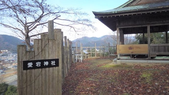 「高取山」　篳篥(ヒチリキ)神社から旧菖蒲園に下山