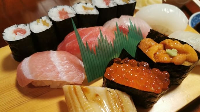 『須走の通り沿いの松葉寿司へ・・・』
