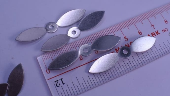 スピナーベイトブレード ウィローリーフ 大きめと直ペラ