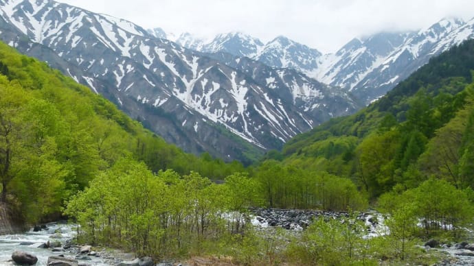 信州・・・北安曇野・・・白馬大雪渓への道・・・松川の上流・・・二股橋のあたりで・・・