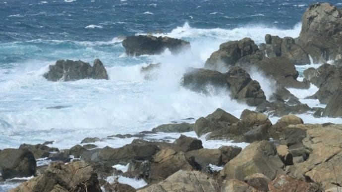 荒れる日本海