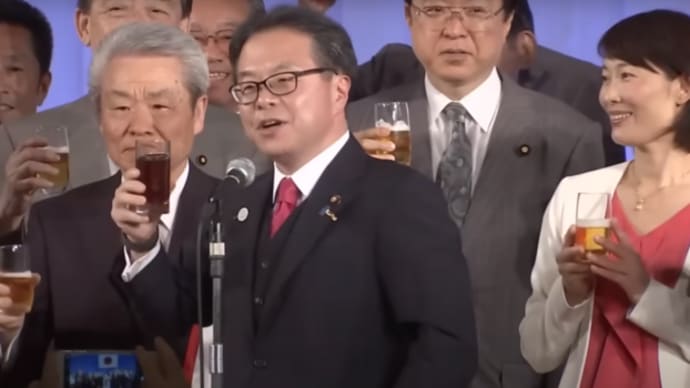 やす子さんに自衛隊が表彰状 「どんなテレビ番組より緊張しております…」 予備自衛官・広報活動に貢献
