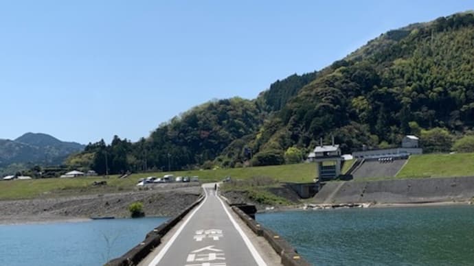潜水橋。