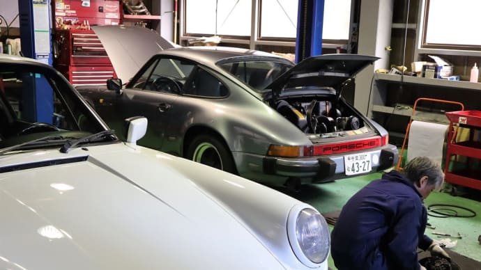 ポルシェ911(930)、オルタネータを交換しました。