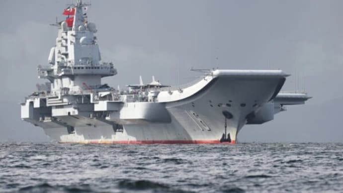 中共海軍空母2隻 日本周辺での詳細航路を防衛省が公表