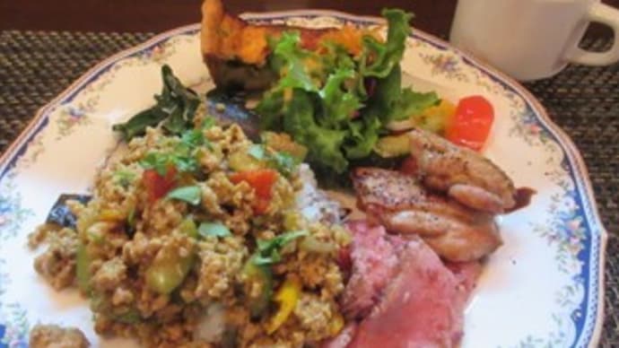 「Juippu(ジュイップ)」、2月1日のランチは、豚挽肉のドライカレー、仙台セリとシラスのオイルパスタ