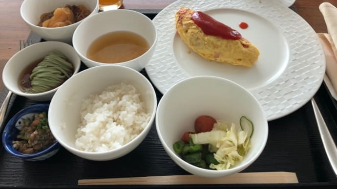 【ホーチミン2日目】観光地めぐりとホアトゥックでランチ。