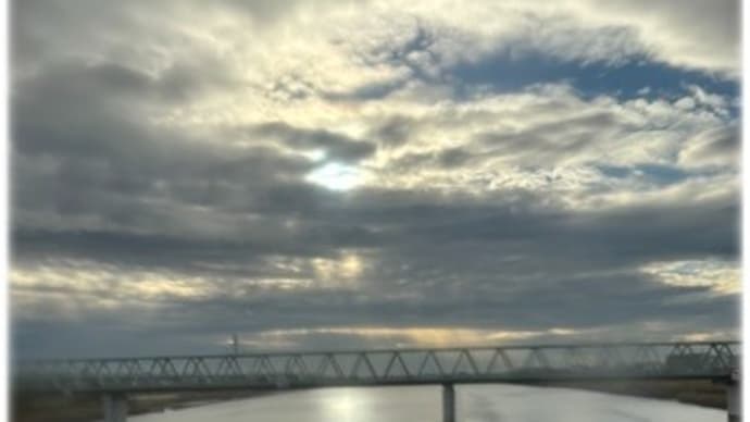 雨上がりの木根川橋~午後からは晴れ