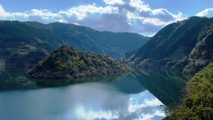寂地峡へ紅葉を探しに