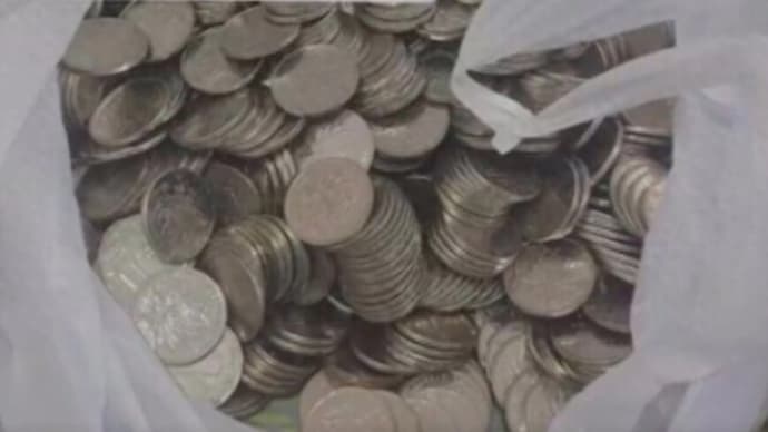 嫌がらせのため「給料をすべて硬貨で渡す」 中国社会の病んだ一面