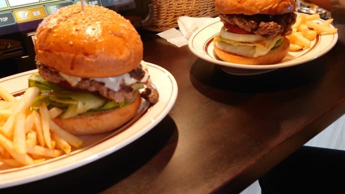 ハマのダイナーでパー子とハンバーガーを