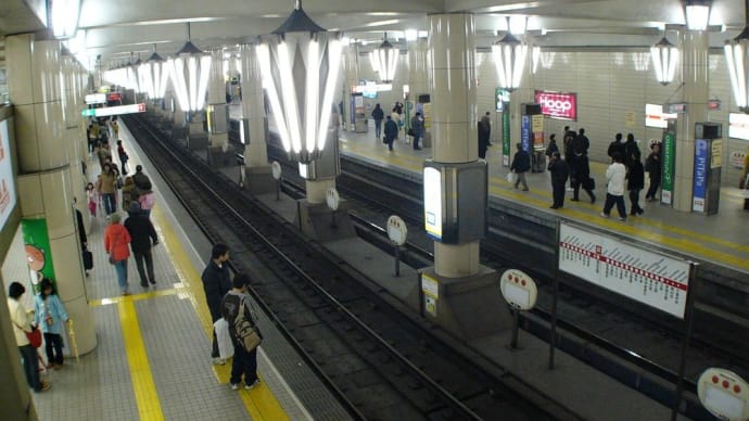 大阪メトロ シャンデリア 【天王寺駅:御堂筋線】 2006.MAR