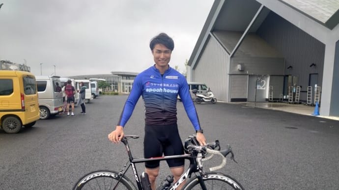 土曜日は、競輪選手の鈴木謙二さんと、道の駅しょうなんで