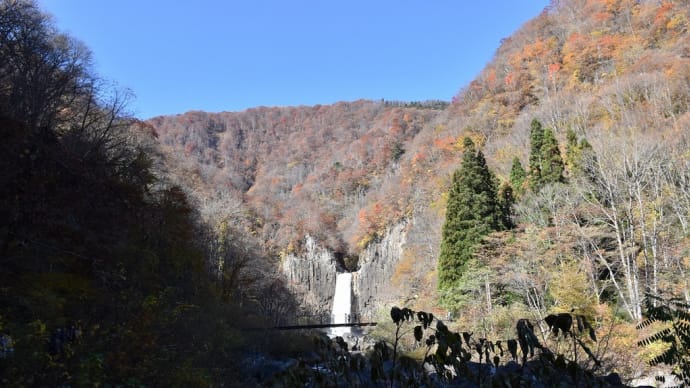 もみじ狩り 新潟県妙高山周辺 妙高山山麓線【3】-(4)苗名滝(なえなたき) 地震滝(ないのたき)