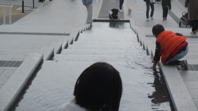 ヒロシマ「平和の軸線」国際平和都市の広島市は南北を結ぶラインに平和への祈りが込められています・・・エディオン　ピースウイング広島完成